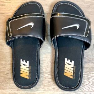 Men’s Nike Sandals Size 9